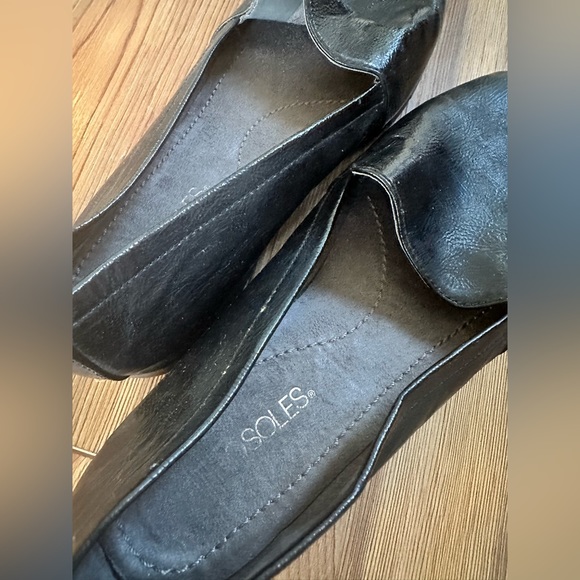 VINTAGE | AEROSOLES | BLACK | GENUINE LEATHER - Picture 4 of 5